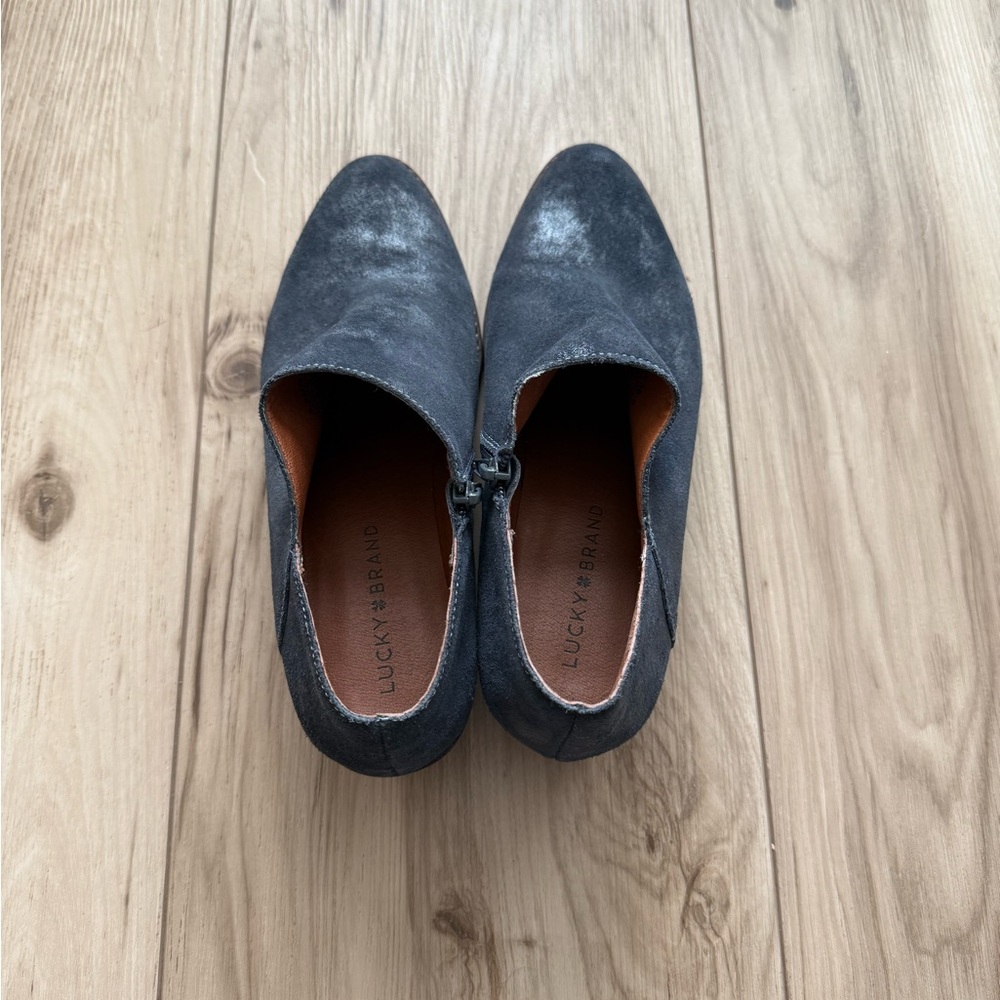 LIKE NEW 
Lucky Brand Women’s Slip-On Suede Shoes - Navy